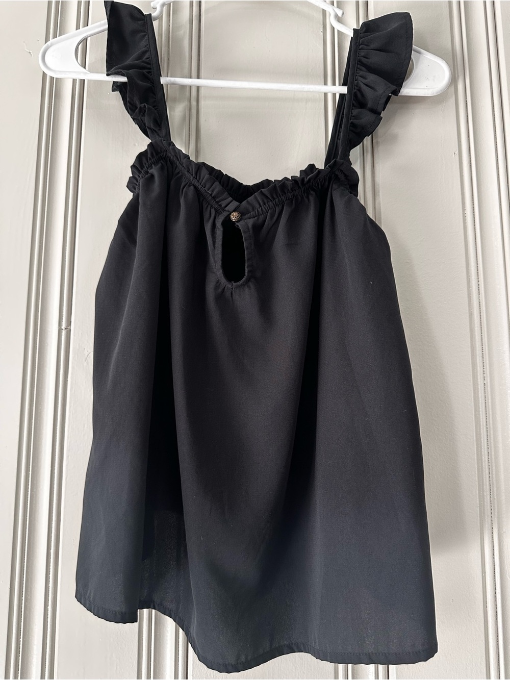 Oak & Trellis Black Ruffle Neck Tank